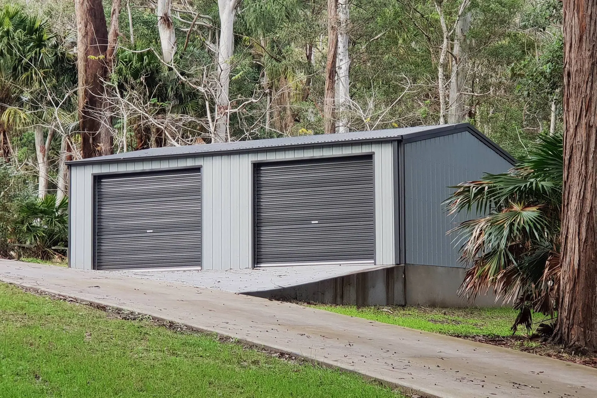 Windspray Colorbond Shed banner