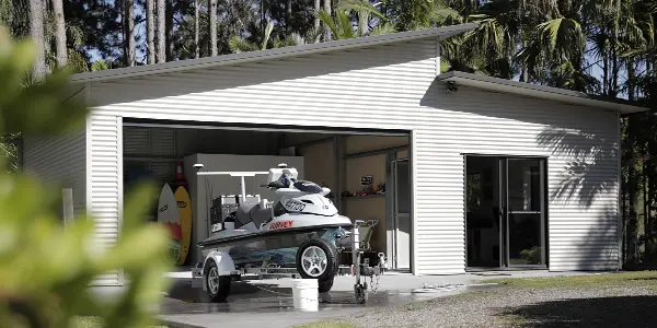garage 6 600x400px
